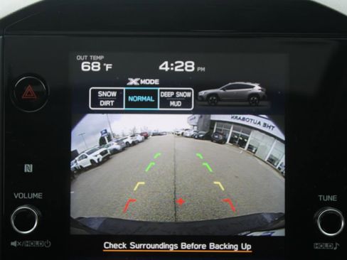 Used 2025 Subaru Crosstrek 2.0i Premium image 16