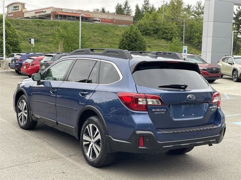 Used 2019 Subaru Outback 3.6R Limited w/ Popular Package #2 AWD/4WD image 3