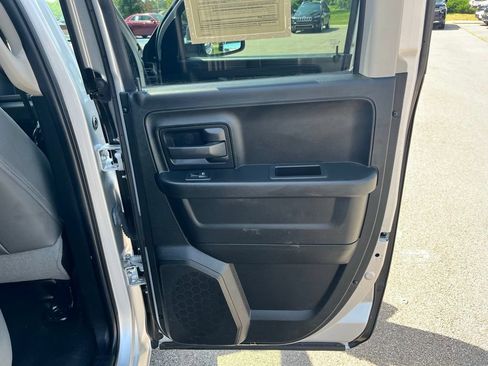 Used 2018 RAM 1500 Tradesman RWD image 9