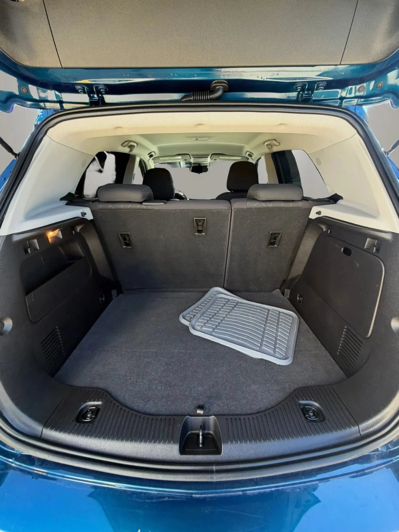 Used 2019 Chevrolet Trax LT AWD/4WD image 19