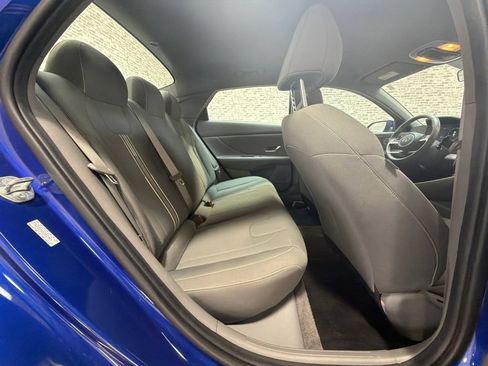 Certified 2023 Hyundai Elantra SEL w/ Convenience Package FWD image 12