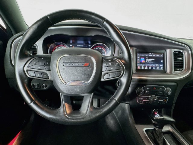 Used 2022 Dodge Charger SXT RWD image 10