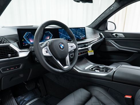 New 2026 BMW X7 xDrive40i image 12