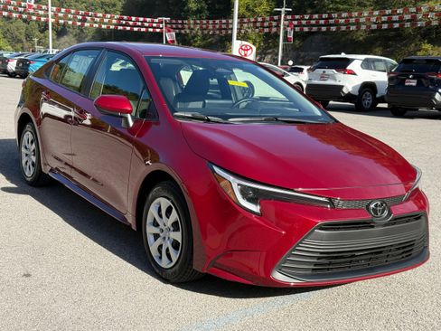 New 2026 Toyota Corolla LE image 5