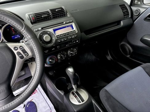 Used 2008 Honda Fit Sport image 37