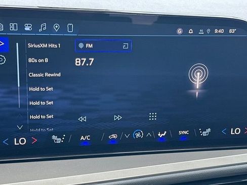 New 2026 Chevrolet Traverse LT w/ Sun and Wheel Package image 25