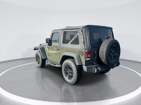 Used 2016 Jeep Wrangler Sport AWD/4WD image 7