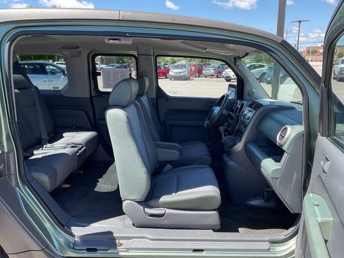 Used 2004 Honda Element EX image 32