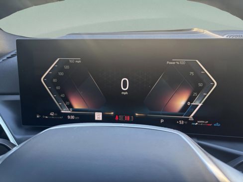 Used 2026 BMW 330i Sedan w/ Premium Package image 12