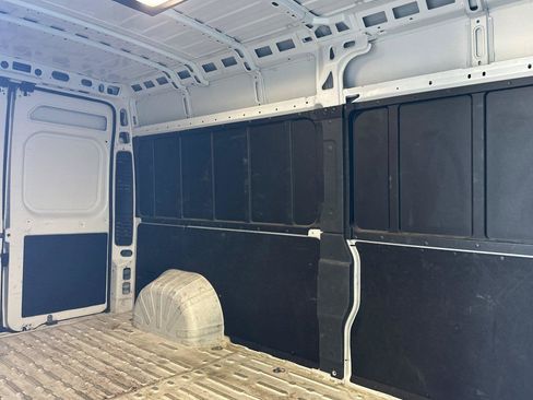 Used 2025 RAM ProMaster 2500 FWD image 15