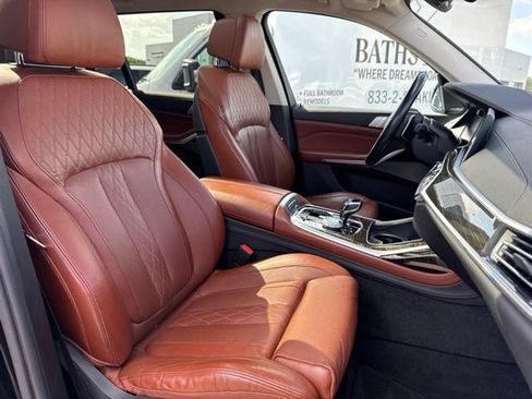 Used 2020 BMW X7 xDrive40i w/ Premium Package AWD/4WD image 32