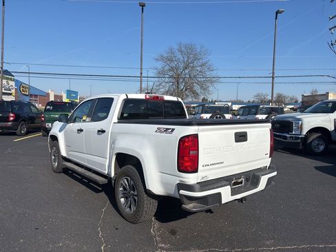 Used 2022 Chevrolet Colorado Z71 w/ Safety Package image 7