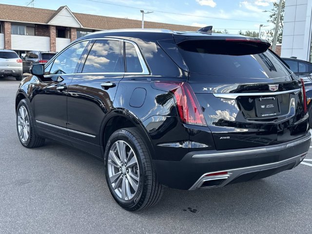 Certified 2024 Cadillac XT5 Premium Luxury w/ LPO, Floor Liner Package AWD/4WD image 8