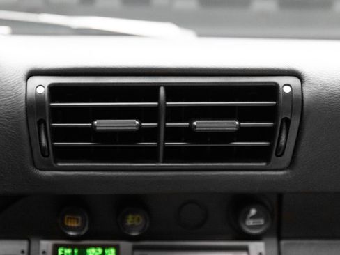 Used 1993 Porsche 911 Carrera RWD image 79