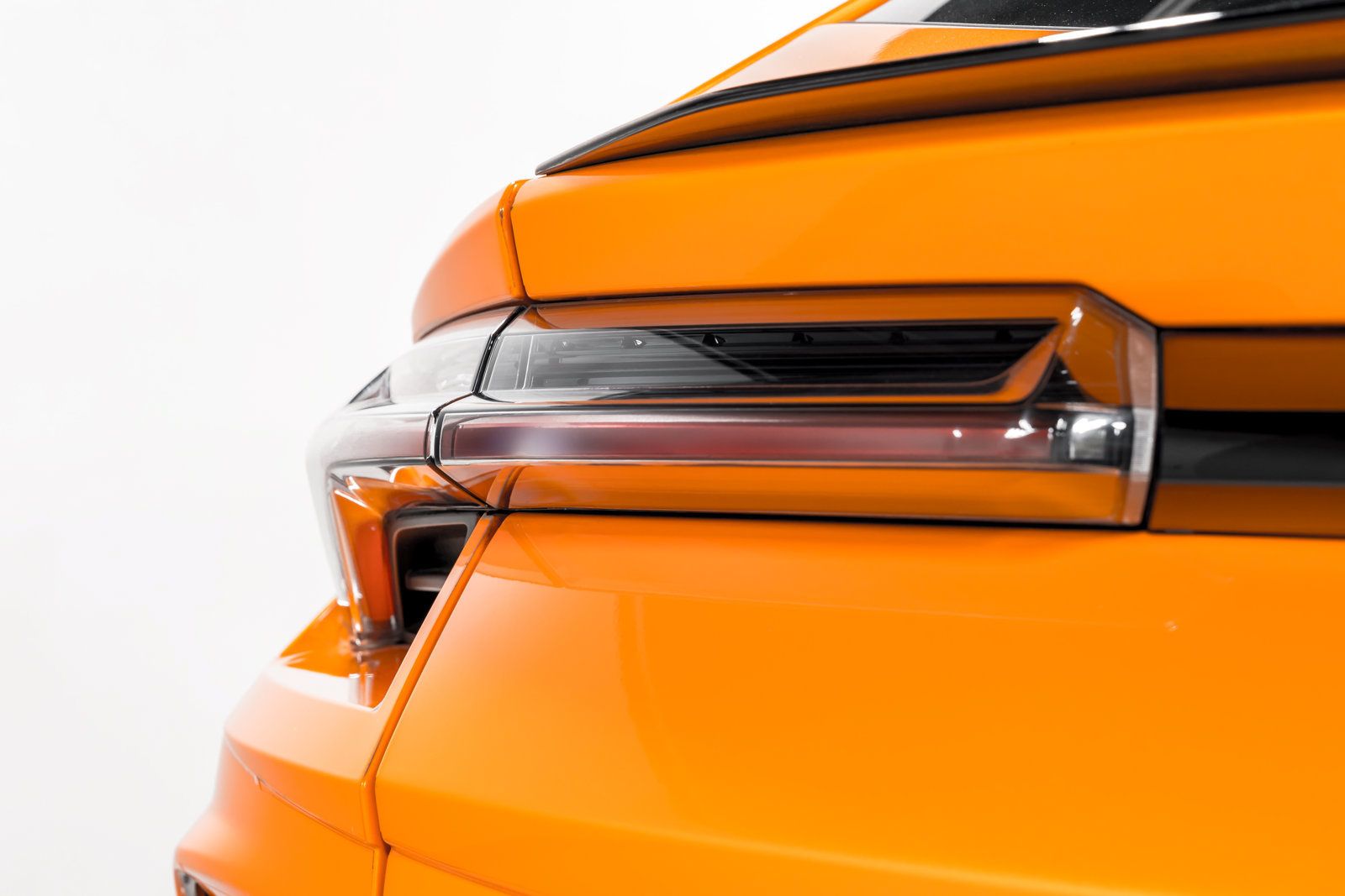 Used 2022 Lamborghini Urus AWD/4WD image 58
