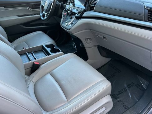 Used 2024 Honda Odyssey EX-L image 21