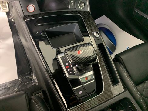 Used 2021 Audi SQ5 Prestige w/ Prestige Package image 25
