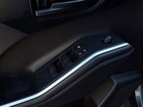 Certified 2023 Toyota Highlander LE image 18