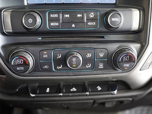 Used 2018 Chevrolet Silverado 1500 LT w/ All Star Edition AWD/4WD image 19
