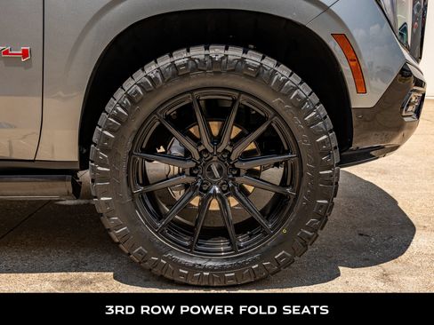 Used 2026 GMC Yukon AT4 Ultimate w/ LPO, Floor Liner Package AWD/4WD image 12