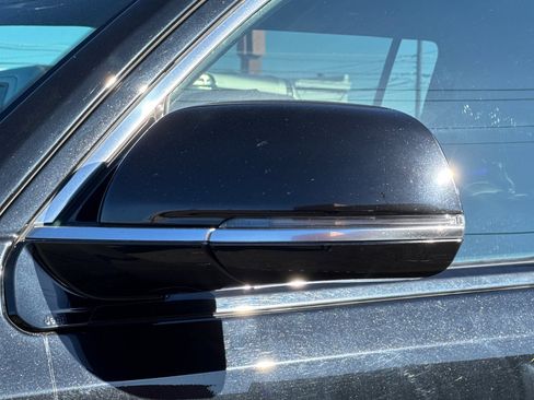 Used 2022 Jeep Wagoneer Series III image 54