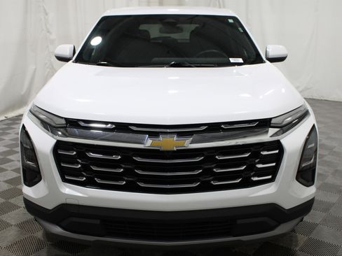 Used 2025 Chevrolet Equinox LT AWD/4WD image 33
