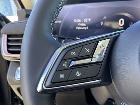 New 2026 Buick Envision Sport Touring image 18