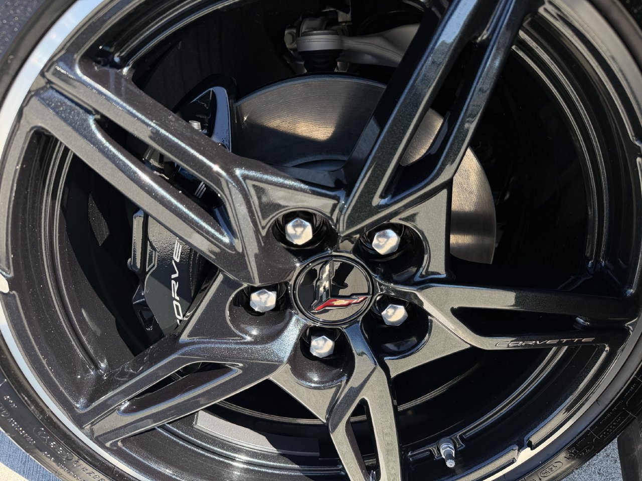 Used 2024 Chevrolet Corvette Stingray Coupe w/ 1LT RWD image 10