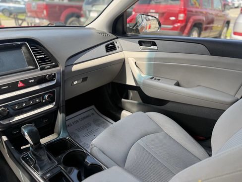 Used 2018 Hyundai Sonata SEL FWD image 14