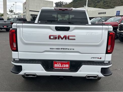 New 2026 GMC Sierra 1500 AT4 w/ AT4 Premium Package AWD/4WD image 12