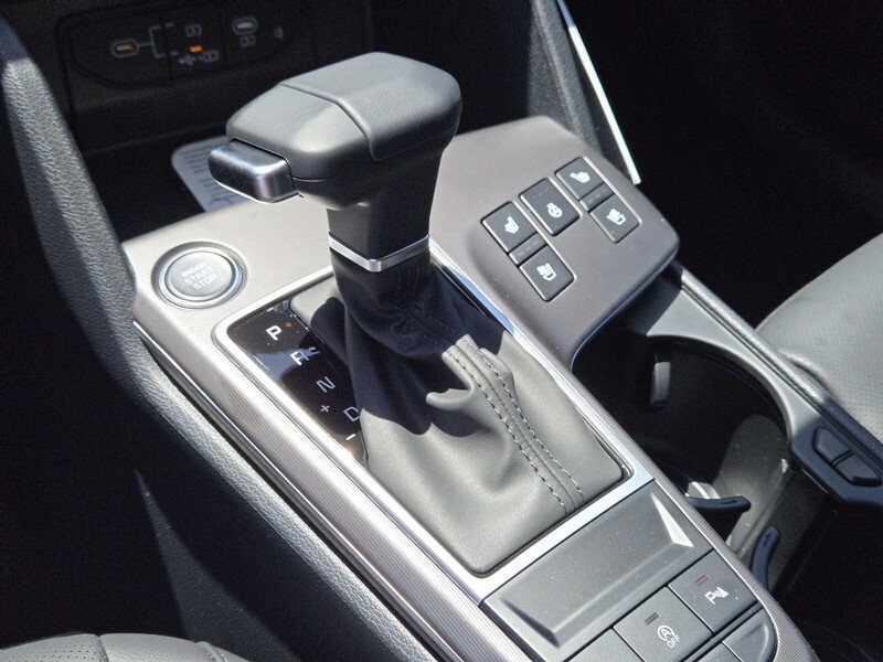 New 2026 Kia Sportage SX FWD image 15