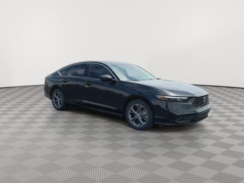 New 2026 Honda Accord EX-L image 2