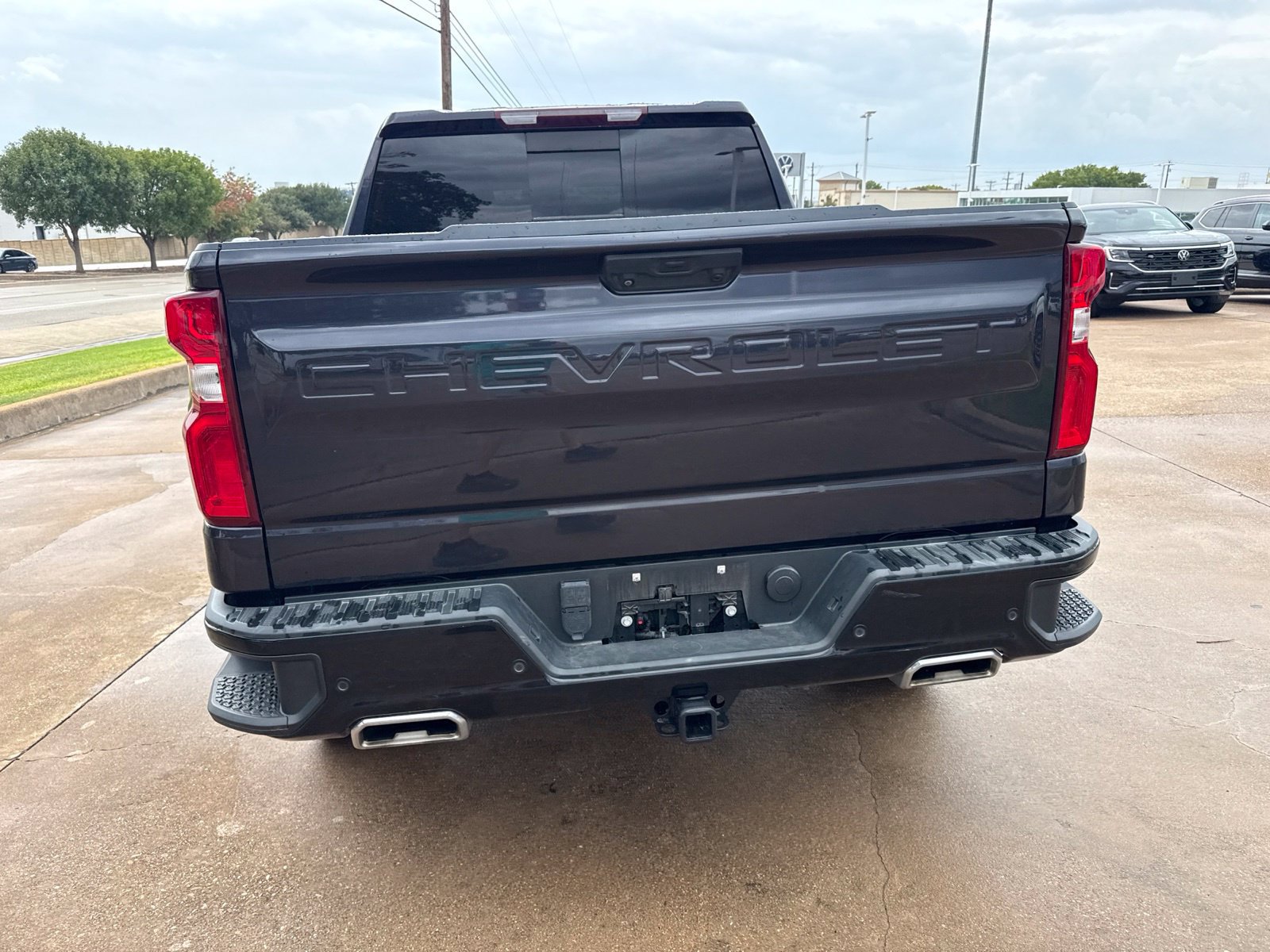 Used 2022 Chevrolet Silverado 1500 LT Trail Boss w/ Convenience Package II AWD/4WD image 6