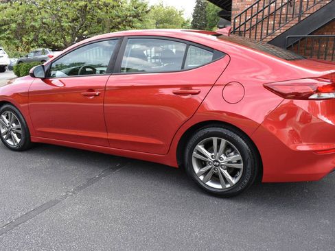 Used 2018 Hyundai Elantra SEL FWD image 28