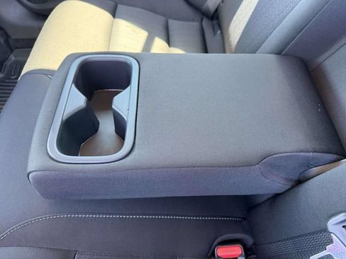 Used 2019 Nissan Altima 2.5 S FWD image 11