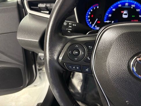 Used 2022 Toyota Corolla XSE image 23