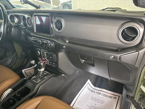 Used 2021 Jeep Gladiator Rubicon AWD/4WD image 33