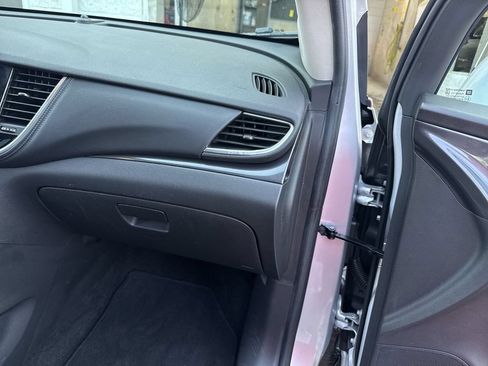 Certified 2022 Buick Encore Preferred AWD/4WD image 14
