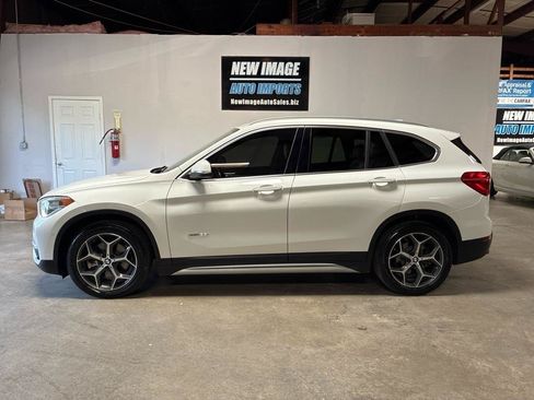 Used 2017 BMW X1 xDrive28i AWD/4WD image 6