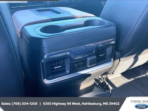 Used 2022 Chevrolet Silverado 1500 High Country w/ Technology Package image 25