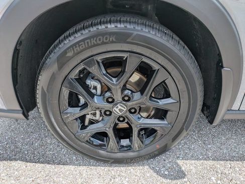 Certified 2024 Honda HR-V Sport image 11