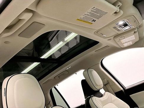 Used 2024 Lincoln Aviator Black Label w/ Dynamic Handling Package image 18