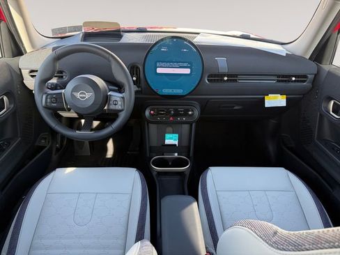 New 2026 MINI Cooper 4-Door Hardtop FWD image 10