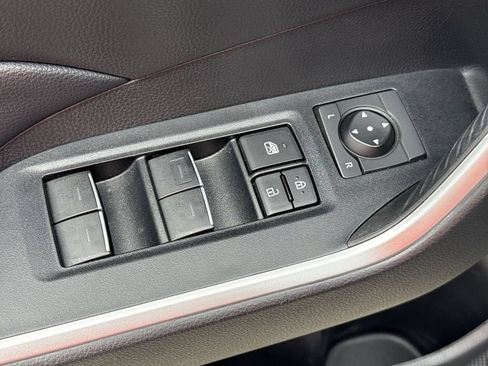 Certified 2022 Toyota RAV4 XLE Premium FWD image 15