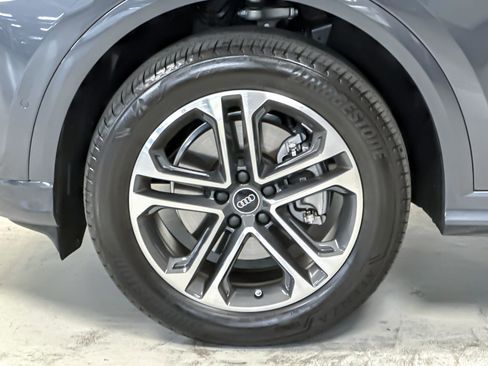 Certified 2025 Audi Q5 Premium Plus w/ Premium Plus image 26