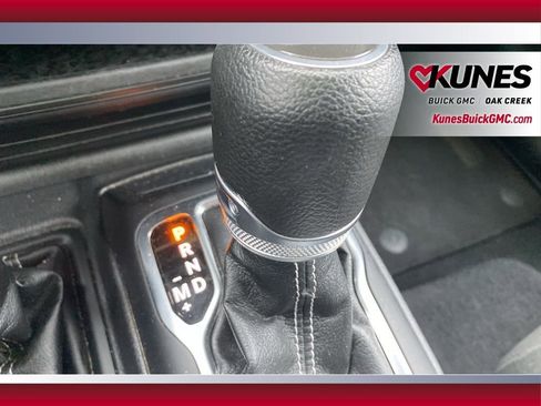 Used 2023 Jeep Wrangler Sahara image 23