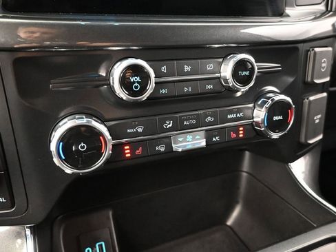 Used 2022 Ford F150 XLT w/ Equipment Group 302A High image 18