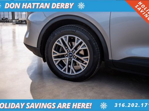 Used 2022 Ford Escape SEL image 35