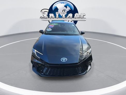 Used 2025 Toyota Camry XSE image 3