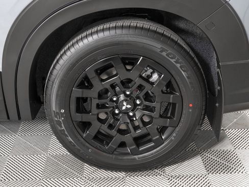 New 2026 Mitsubishi Outlander Trail Edition image 14